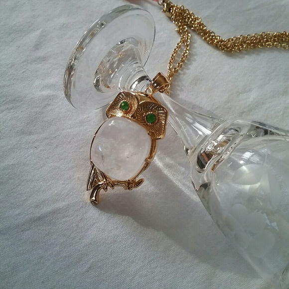 Austrian Crystal  Owl Pendant with Chain - Picture 2 of 4